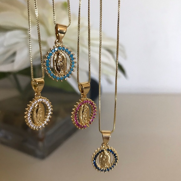 🎉HP🎉Virgin Mary Necklace | 14k Gold Filled - Picture 3 of 6